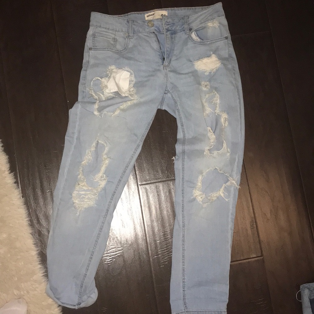 Low rise boyfriend jeans